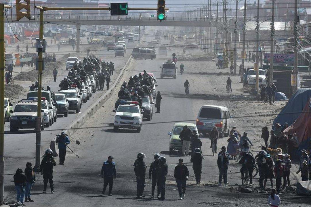 Sectores sociales rechazan ampliacioacuten del estado de excepcioacuten en Bolivia