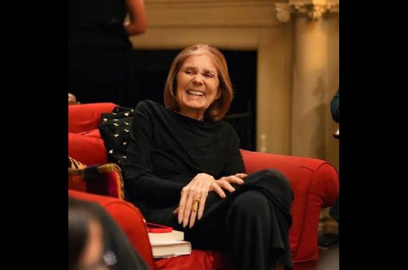 Murioacute la escritora y periodista Gloria Steinem recordada feminista