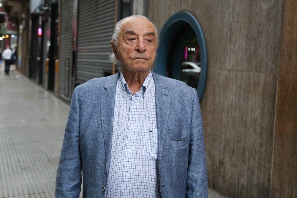 Un mandato maacutes para Cavalieri al frente del Sindicato de Comercio- un fallo judicial dejoacute afuera a la oposicioacuten