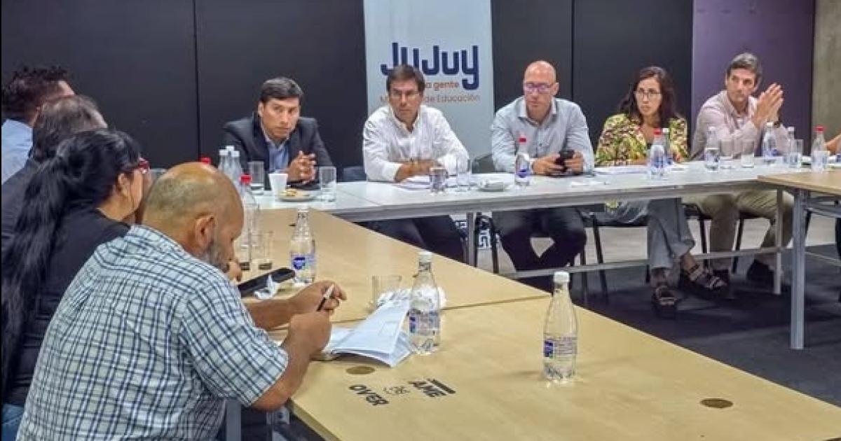 En la proacutexima semana convocariacutean a los estatales a la mesa de paritarias
