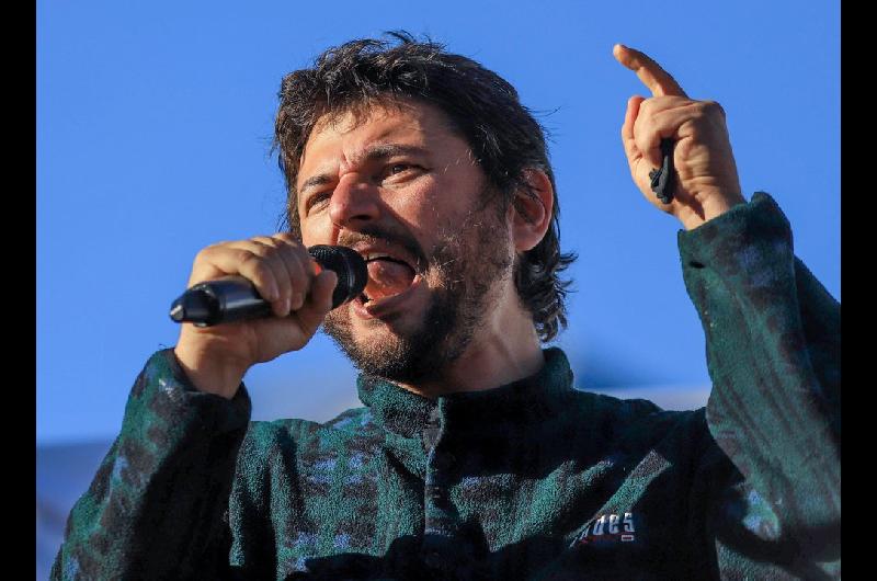 ldquoTodo lo que se haga contra el ingleacutes invasor estaacute bienrdquo- Grabois apoyoacute la medida de Milei