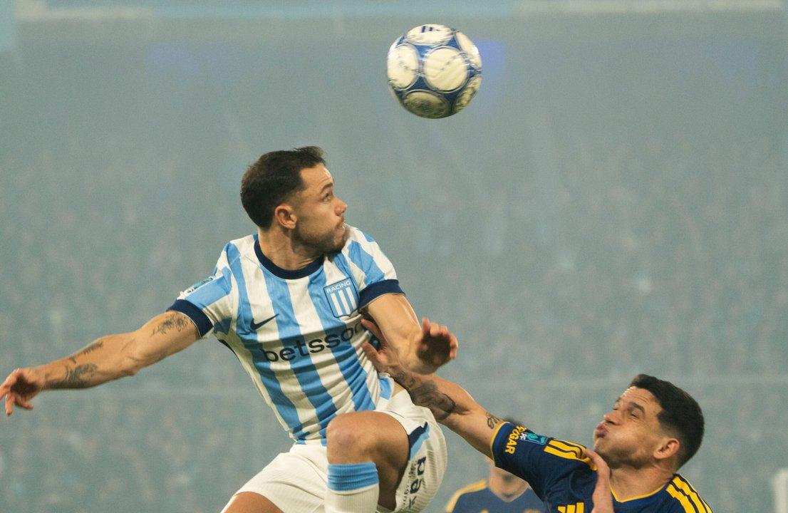 Racing que busca salir del fondo de la tabla recibe a Atleacutetico Tucumaacuten en el Torneo Clausura