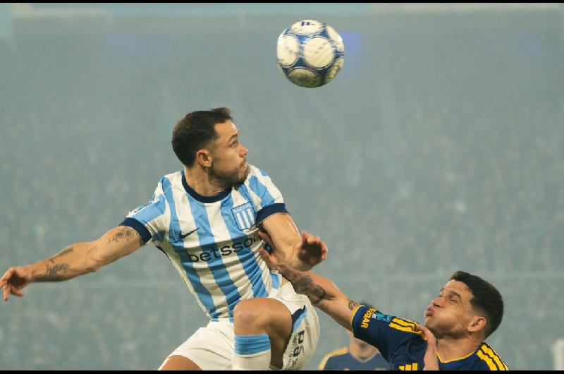 Racing que busca salir del fondo de la tabla recibe a Atleacutetico Tucumaacuten en el Torneo Clausura