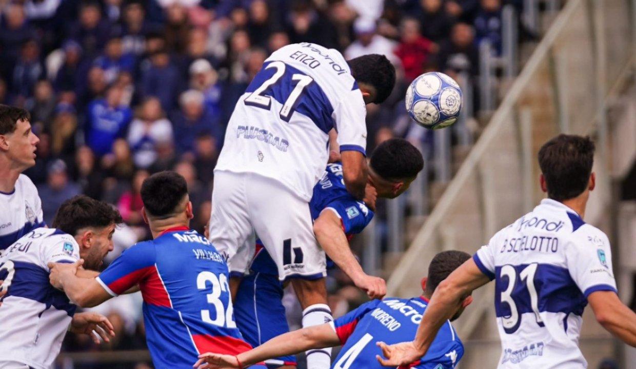 Gimnasia le ganoacute a Tigre y suentildea con la Libertadores