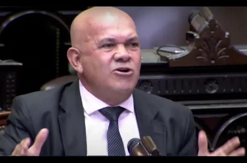 Aldo Leiva- ldquoMilei apeloacute a la cuestioacuten Malvinas al igual que la dictadura porque sabe que se cae a pedazosrdquo