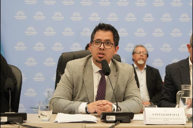 Santiago Pauli- ldquoArgentina hoy puede plantarse por Malvinas porque econoacutemicamente estaacute firmerdquo