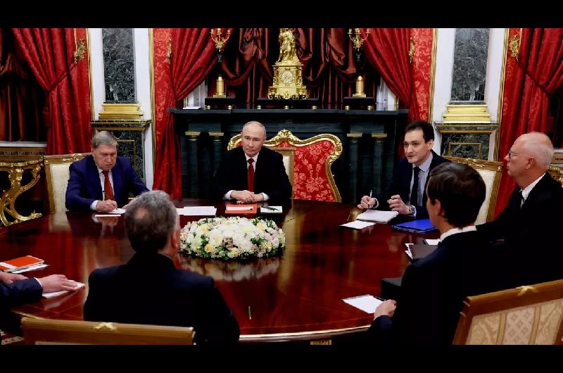 Kremlin- Putin sostuvo conversaciones constructivas con los enviados de Estados Unidos