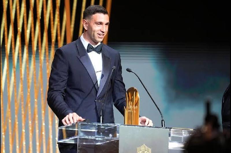 El ldquoDiburdquo Martiacutenez fue nominado al trofeo Yashin a mejor arquero del mundo