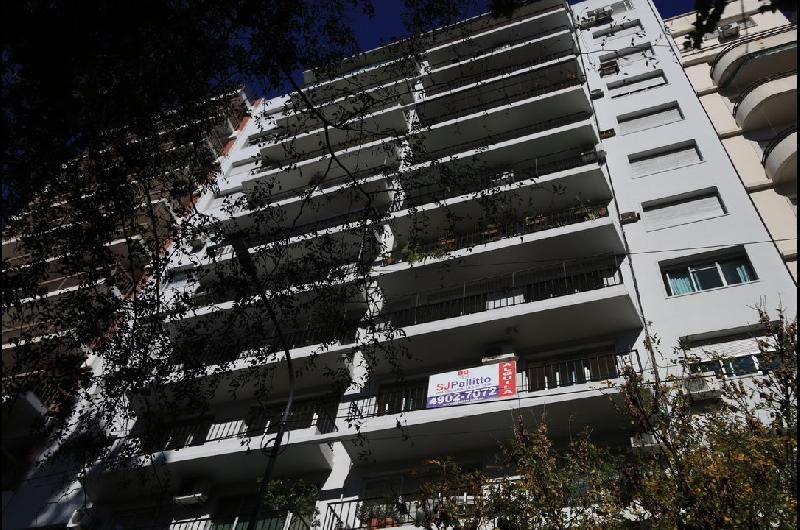 Alquileres- el precio medio de departamentos en CABA cae un 23-en-porciento- real en lo que va del antildeo