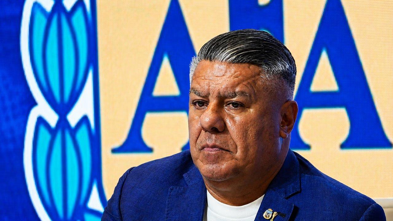 La Justicia decidioacute postergar la convocatoria a ldquoChiqui Tapia como testigo en la causa contra Maduro