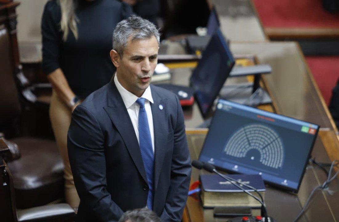 Tras el golpe opositor en el recinto coacutemo sigue la batalla por los dictaacutemenes en Diputados