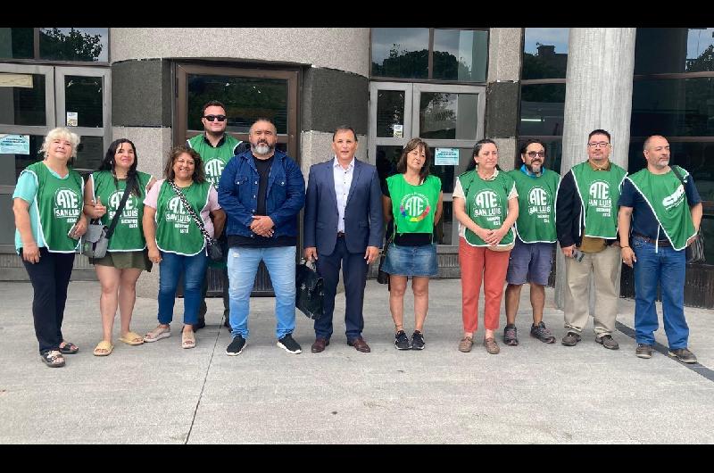 Poggi contra las cuerdas- estatales con sueldo ya piden comida al sindicato
