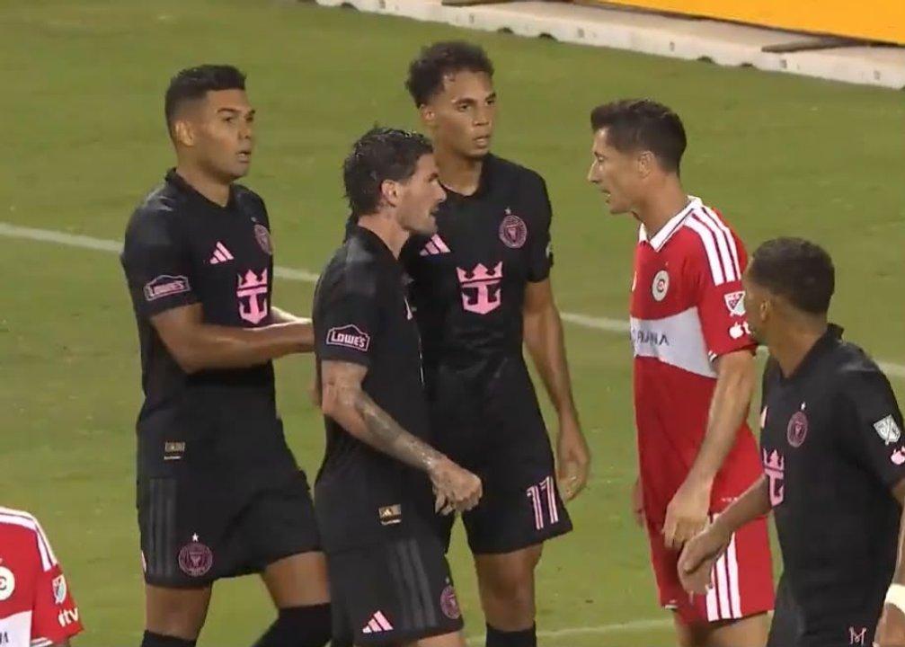 ldquoiquestQuieacuten sos bobordquo- el insoacutelito cruce entre de Paul y Lewandowski