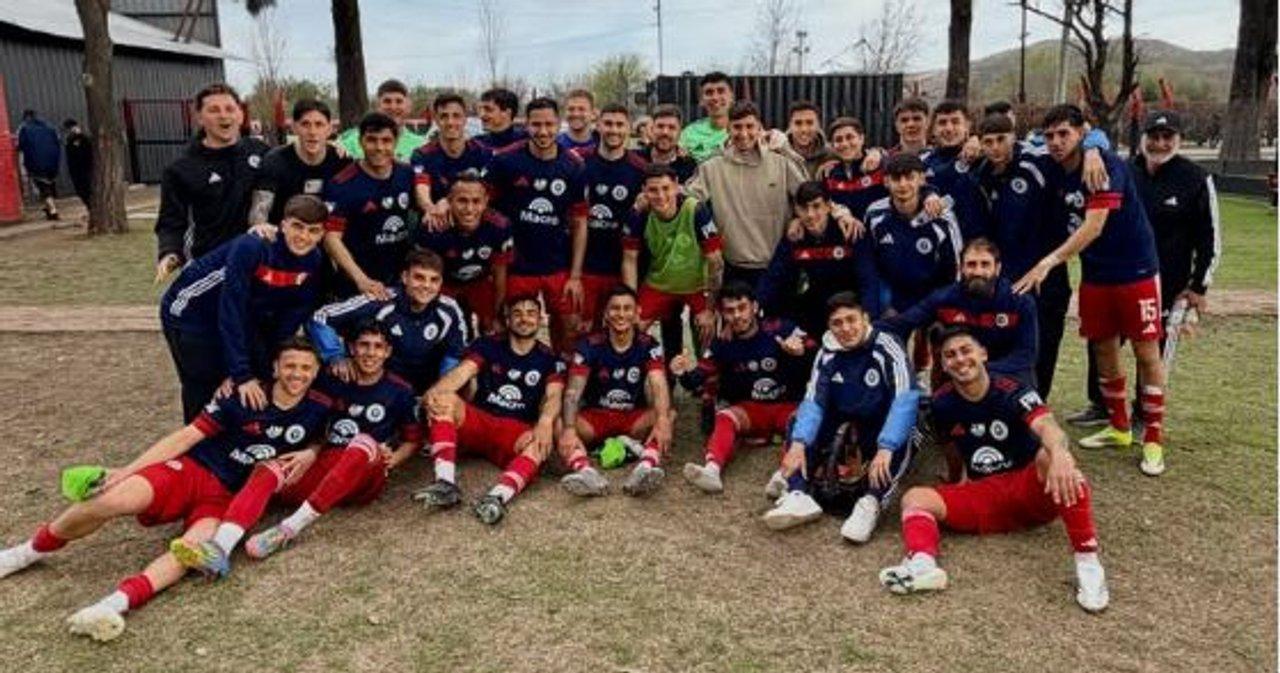Leones de Rosario club de la familia Messi presentoacute el proyecto de construccioacuten de su estadio