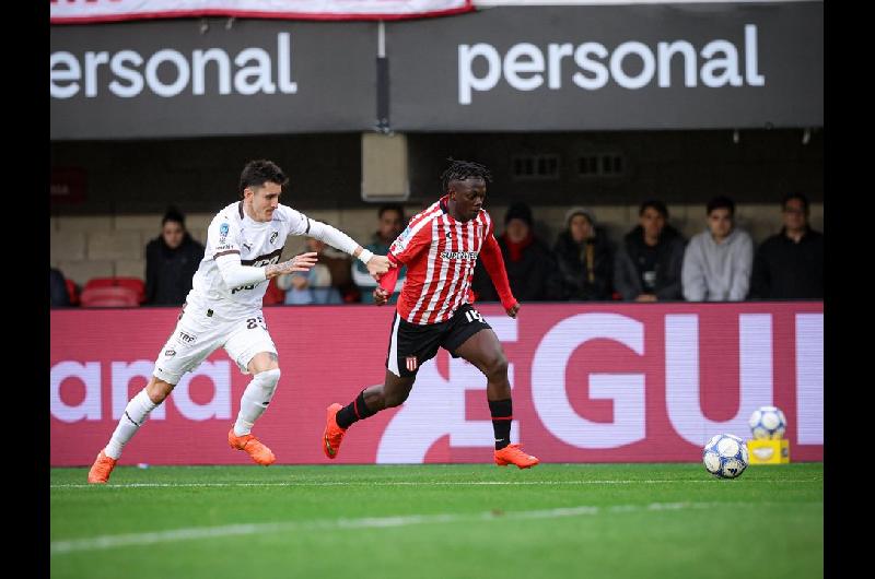 Estudiantes le ganoacute agoacutenicamente a Platense y quedoacute al borde de los playoffs