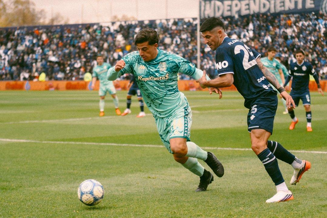 Independiente Rivadavia le ganoacute a Aldosivi y es el liacuteder absoluto de la Tabla Anual