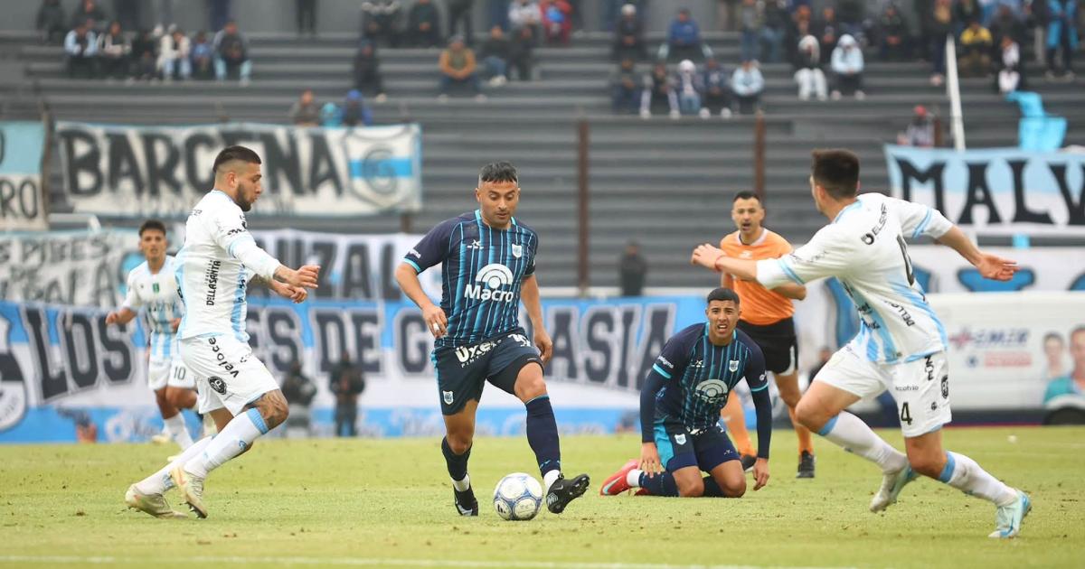 Gimnasia ganoacute un difiacutecil partido y volvioacute a prenderse en la punta