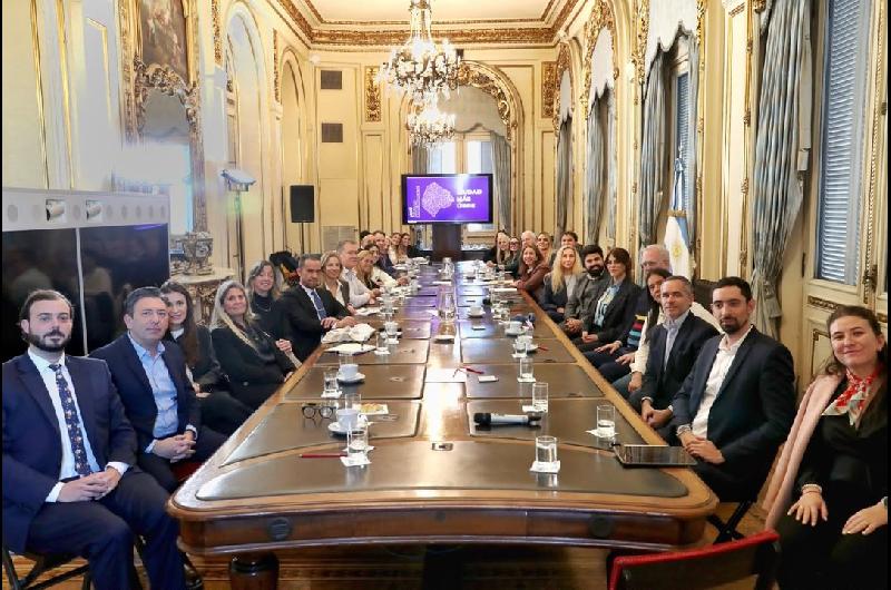 El Ejecutivo enviaraacute al Congreso el Presupuesto 2027 en medio de las negociaciones con gobernadores