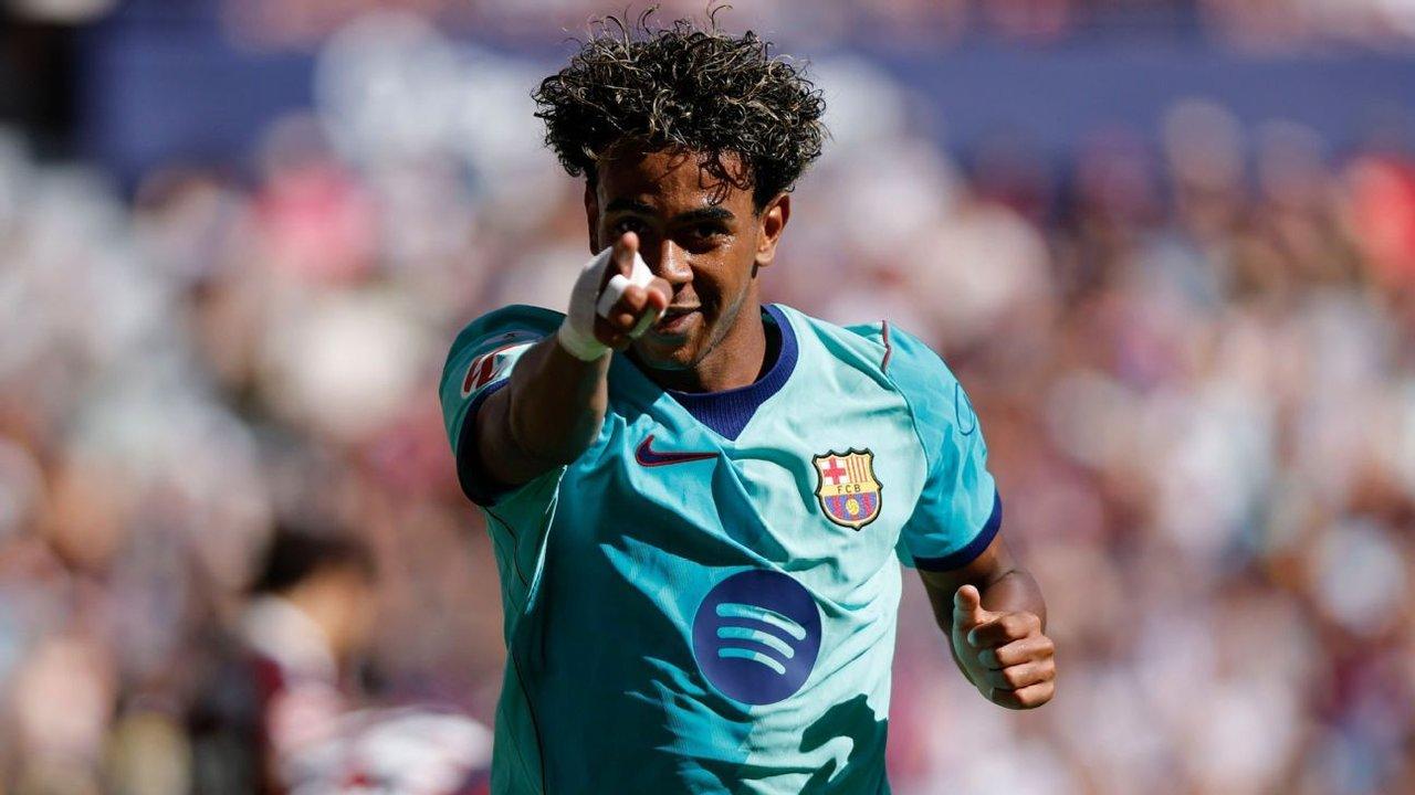 El Barcelona goleoacute al Levante y sigue intratable en LaLiga de Espantildea
