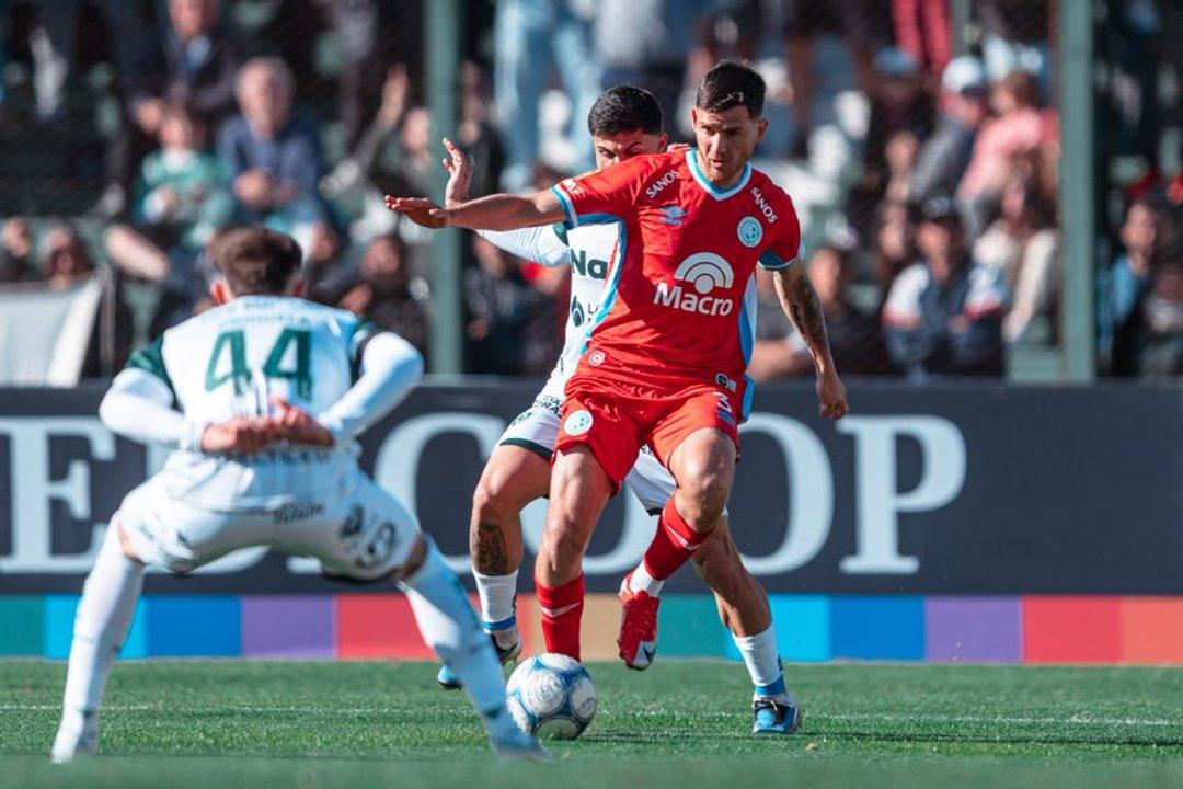Agoacutenico empate de Belgrano ante Sarmiento por la novena fecha del Torneo Clausura