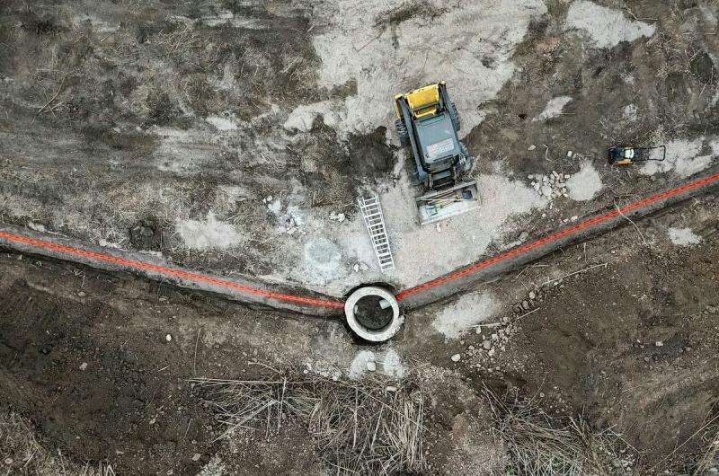 El gobierno dio detalles de los proyectos viales hiacutedricos y de saneamiento que ejecuta