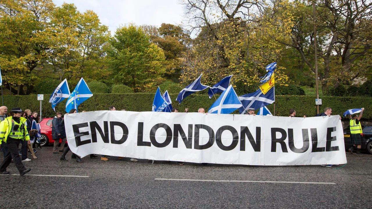 Los liacutederes de Escocia Gales e Irlanda del Norte- ldquoEl tiempo de Westminster estaacute llegando a su fin