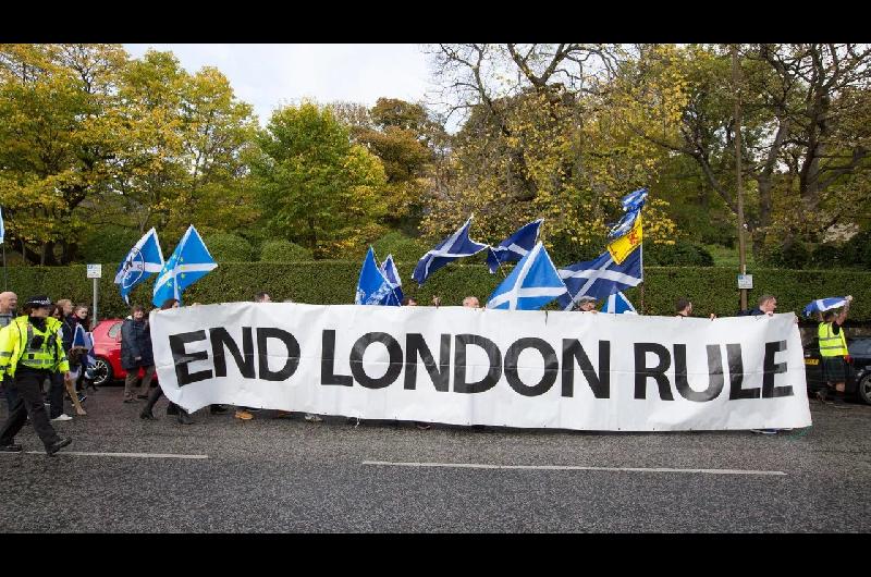 Los liacutederes de Escocia Gales e Irlanda del Norte- ldquoEl tiempo de Westminster estaacute llegando a su fin