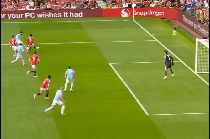 Escaacutendalo en la Premier League- reconocen el error en el VAR que le dio el triunfo al Manchester City