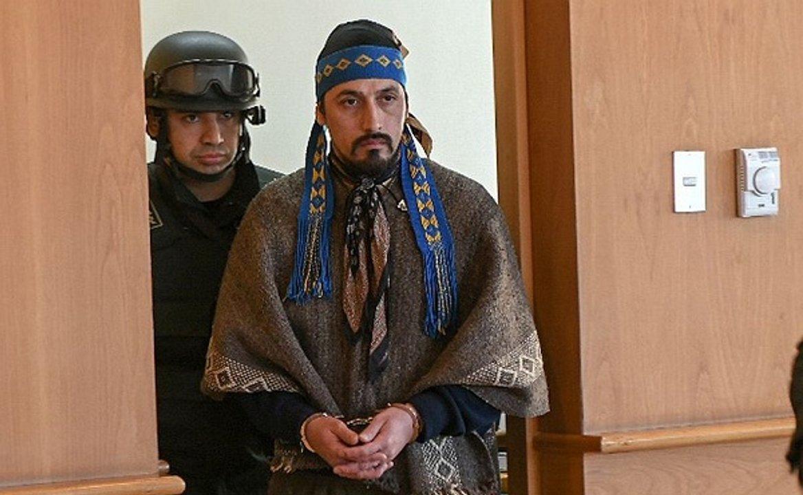 Facundo Jones Huala fue condenado a 5 antildeos de prisioacuten 
