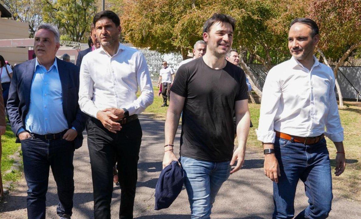 Pullaro reunioacute a Llaryora Torres y Valdeacutes en los Juegos Suramericanos