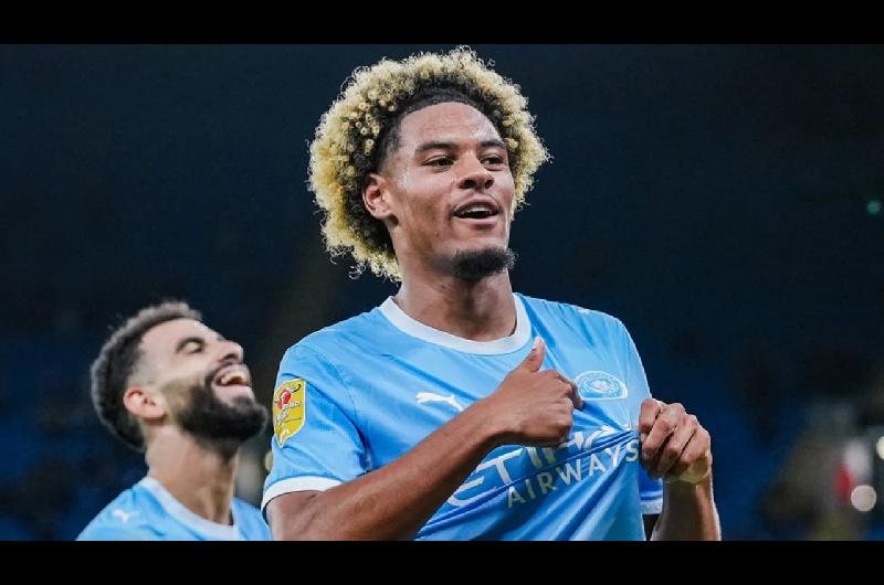 Manchester City aplastoacute al Norwich y avanzoacute en la Copa de la Liga con el debut de Rulli