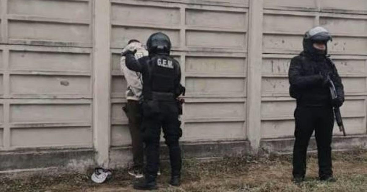 Pactoacute la venta de una moto robada pero la Fiscaliacutea lo atrapoacute en el lugar