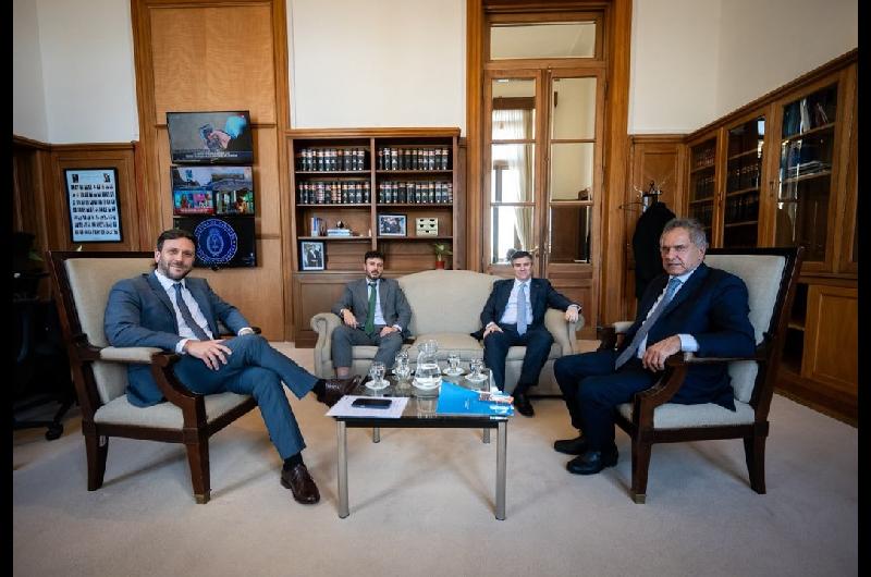 Reunioacuten clave por el regreso de la Foacutermula 1 a la Argentina