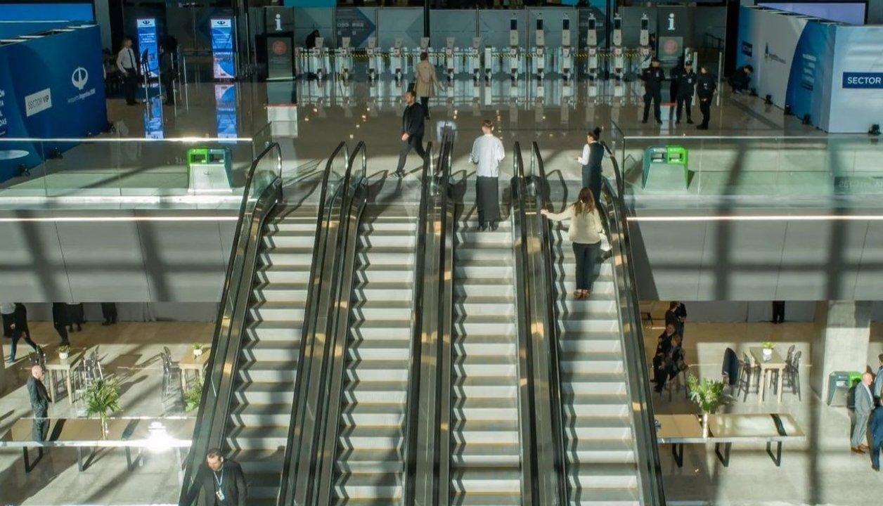 Argentina- el turismo internacional por viacutea aeacuterea crecioacute y movioacute maacutes de 6 millones de viajeros