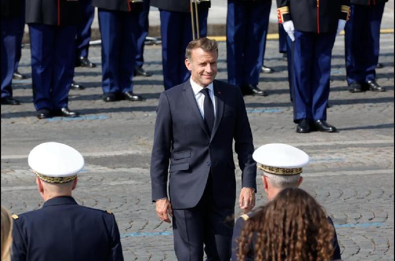 Francia protege sus infraestructuras criacuteticas- Macron denuncia ldquoataques hiacutebridosrdquo de Rusia