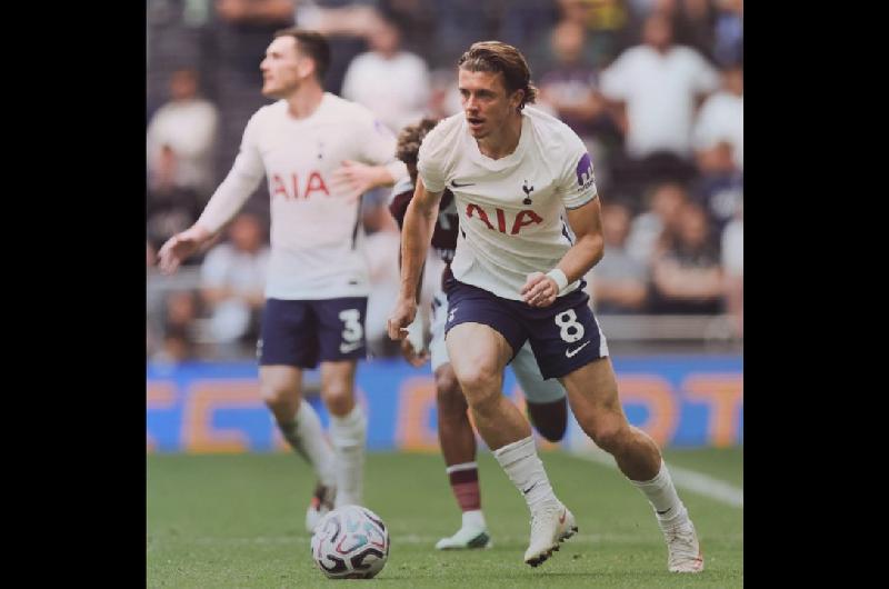 El Tottenham volvioacute a perder y sigue en la zona de descenso de la Premier League