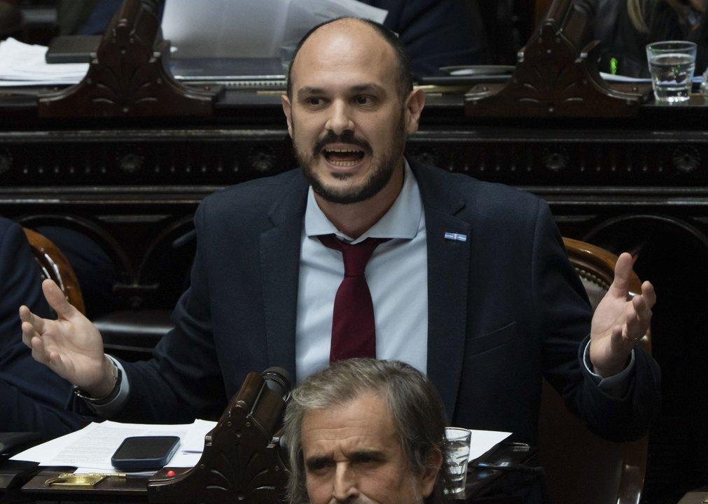 Santurio defendioacute el rumbo del Gobierno y habloacute de discapacidad- ldquoHabraacute que sentarnos y discutirrdquo