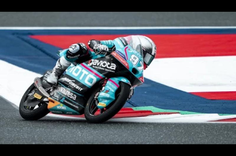 Morelli remontoacute 15 puestos y terminoacute octavo en el GP de Austria de Moto3