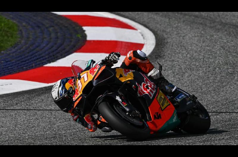 Pedro Acosta logroacute su primera victoria en MotoGP en Austria