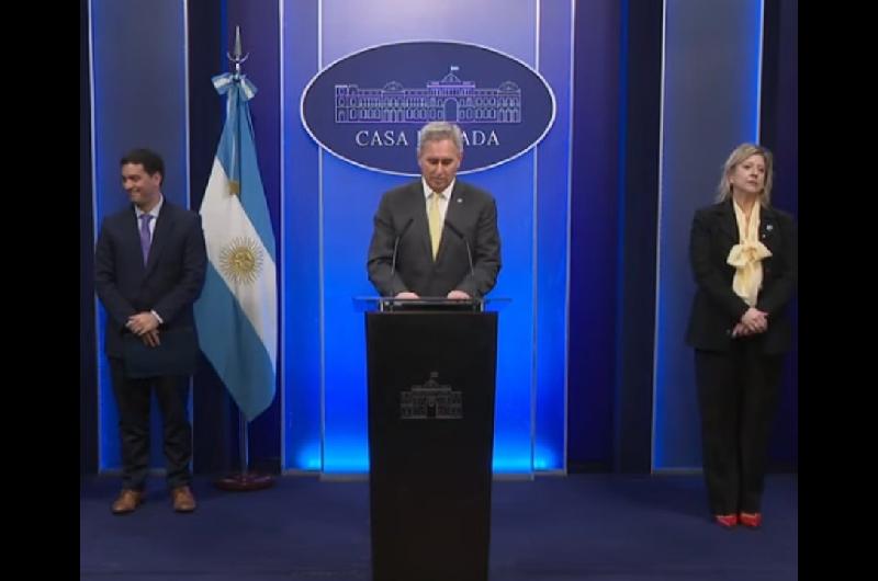 El Gobierno celebroacute la confirmacioacuten de la visita del papa Leoacuten XIV- ldquoLa Argentina lo esperardquo