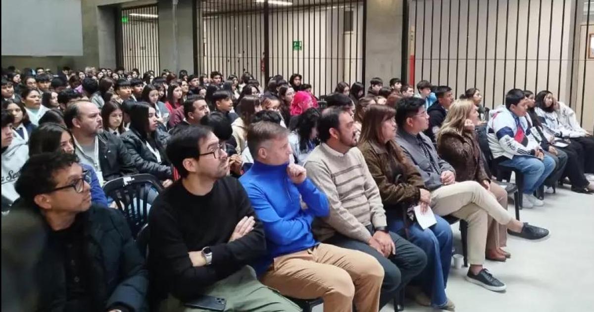 Bullying redes y tecnologiacutea son los temas que atraviesan a los estudiantes