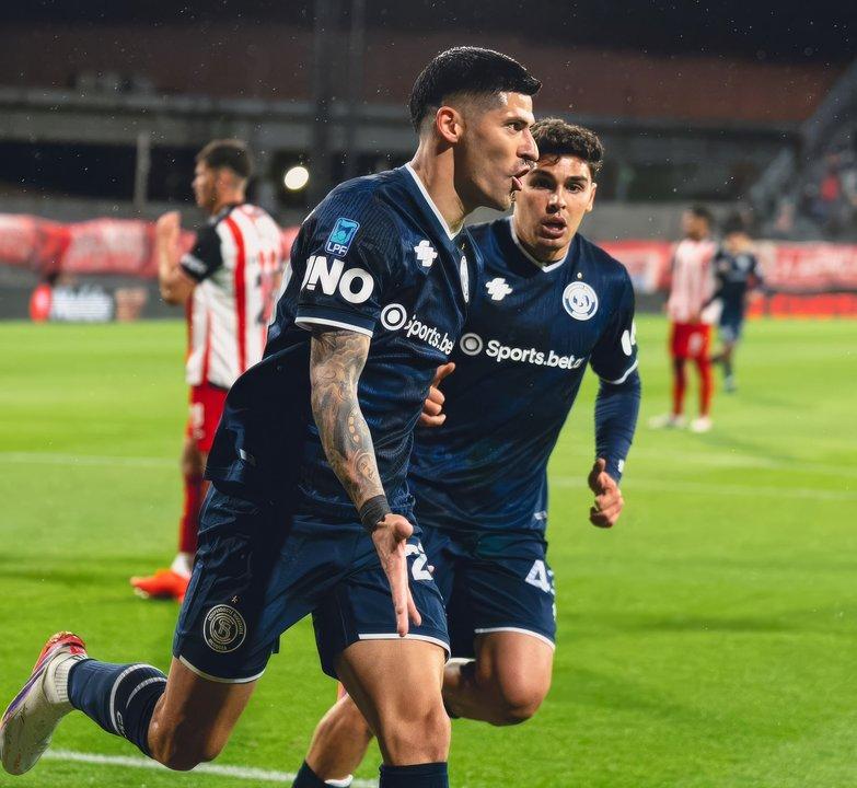 Ganoacute Independiente Rivadavia y asiacute quedoacute la pelea por el tiacutetulo de Campeoacuten de Liga en la tabla anual