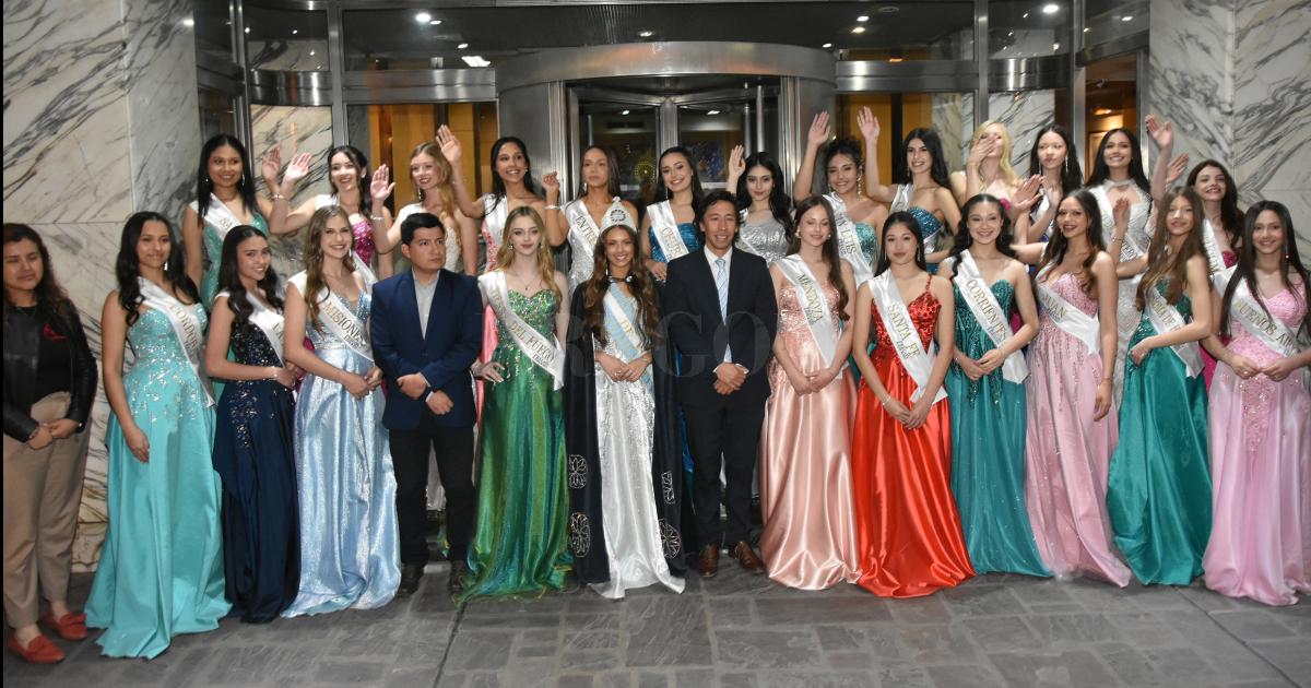 Candidatas a Representante Nacional de los Estudiantes homenajeadas en PREGON