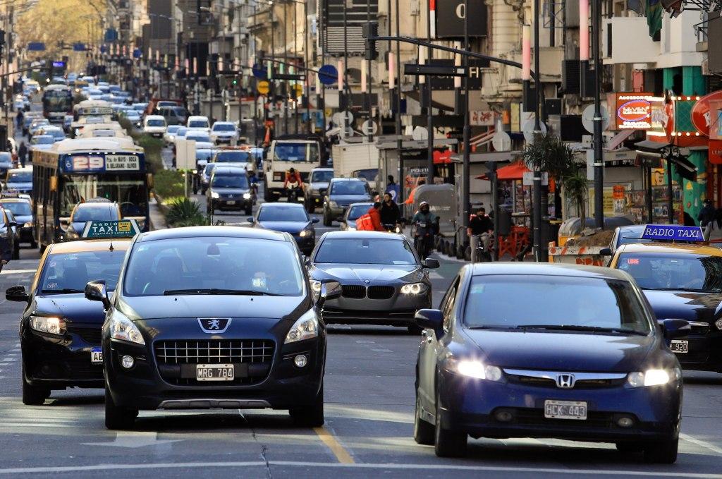 La Ciudad ampliaraacute la exencioacuten de Patentes para autos de maacutes de 20 antildeos