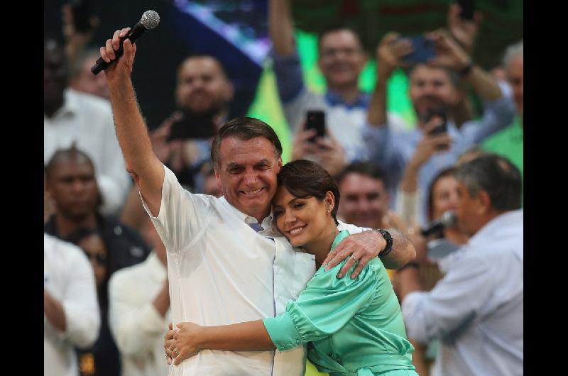Brasil- Michelle Bolsonaro debioacute ser internada por sufrir una jaqueca