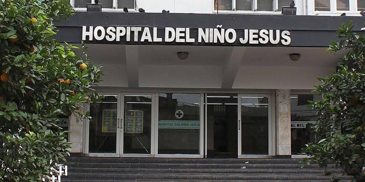 Jaldo dejoacute a familias de nintildeos internados sin refugio frente al hospital