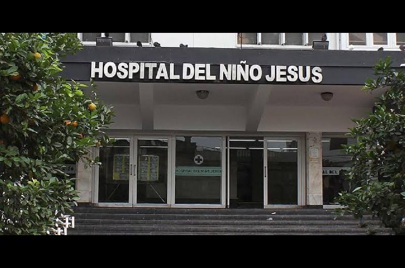 Jaldo dejoacute a familias de nintildeos internados sin refugio frente al hospital