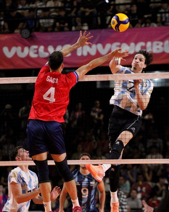 Argentina perdioacute con Chile y se quedoacute con la medalla de plata en voacuteley masculino