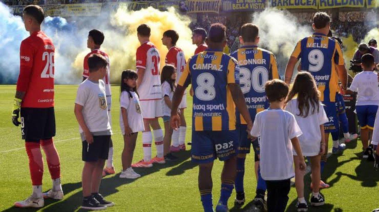 Estudiantes y Rosario Central se enfrentaraacuten por la Supercopa Internacional 2026 con cuentas pendientes