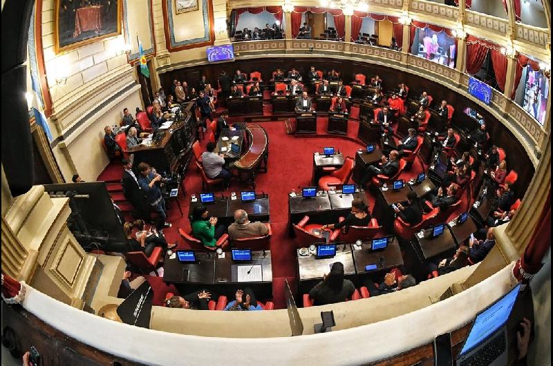 LLA presentoacute un proyecto para crear una Comisioacuten Bicameral que controle la poliacutetica de seguridad de Kicillof